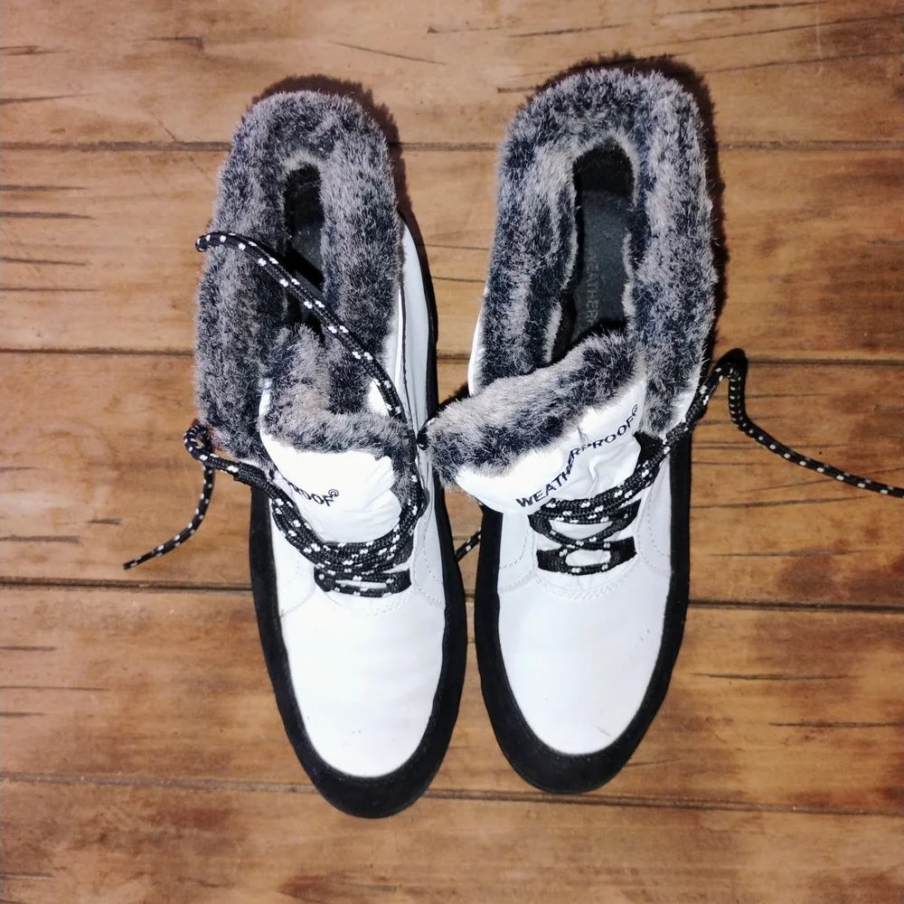 NEW With Box Weatherproof Linda Boots 8M White Faux Fur Winter Snow Boot - Picture 6 of 7